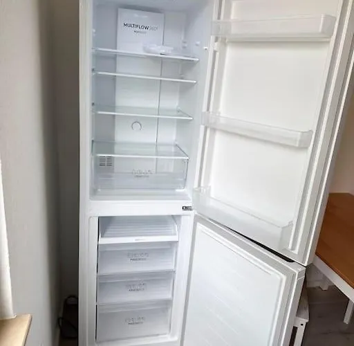 Apartman With Wifi, Kitchen And 4k Tv *