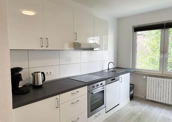 With Wifi, Kitchen And 4k Tv *